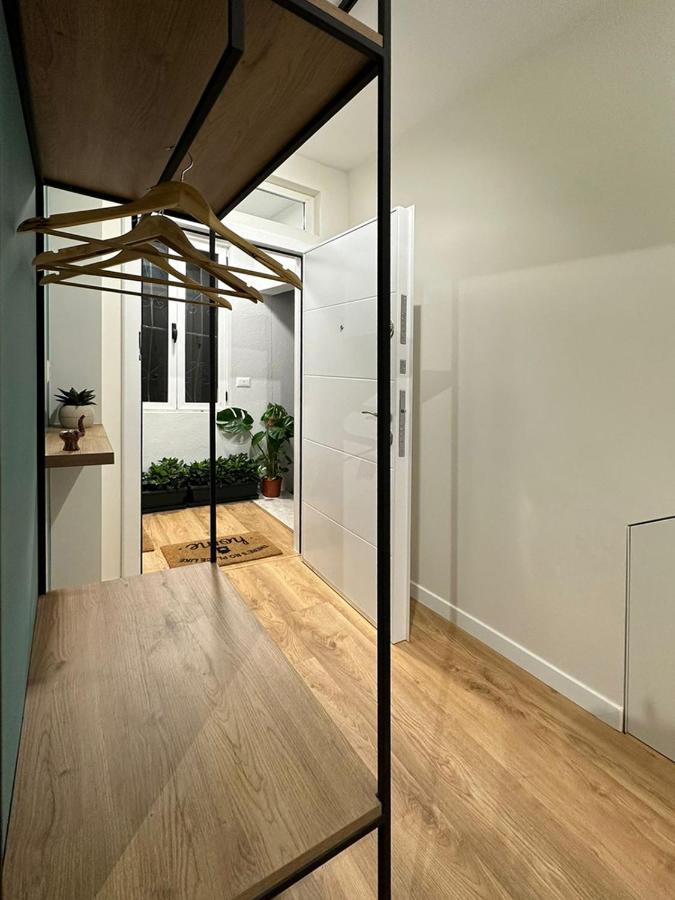Studio In Tirana Kültér fotó